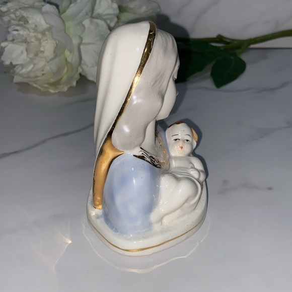 Vtg Mother And Child Mary Porcelain Sculpture Table Decoration Gold Gilded JAPAN - Picture 10 of 15